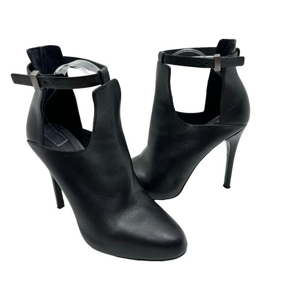VINCE Sonia Black Leather Cut Out Ankle Strap Booties Stiletto Ankle Boots - Picture 1 of 12